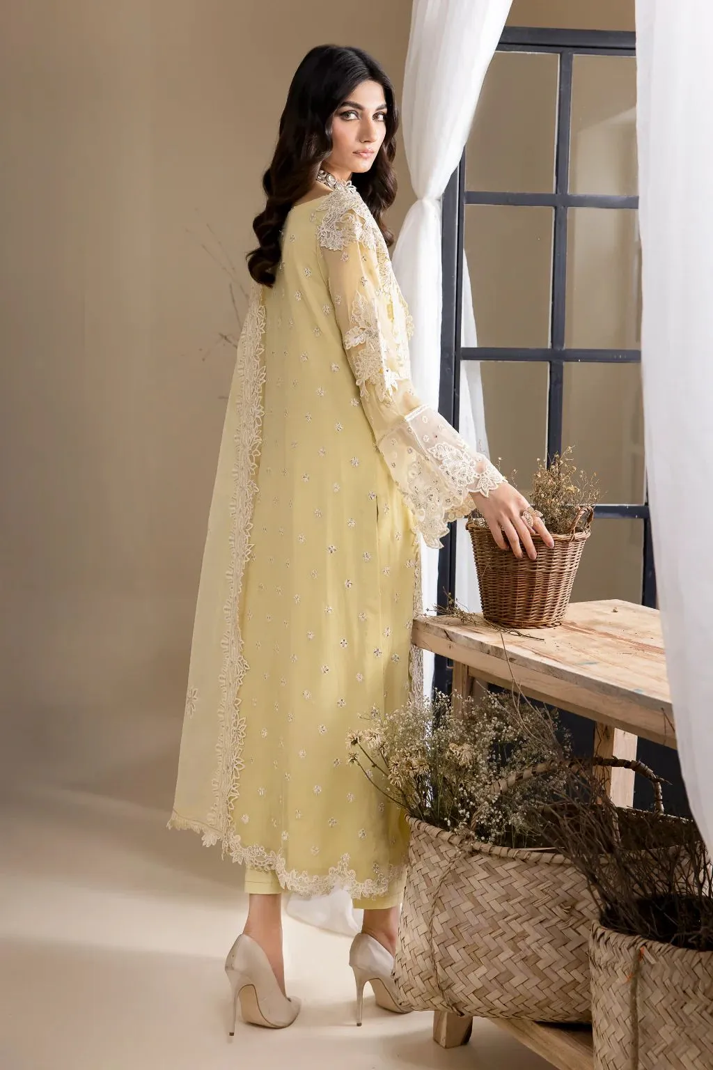 3PC READY TO WEAR CHIFFON DRESS BY IZNIK CHINNON 23