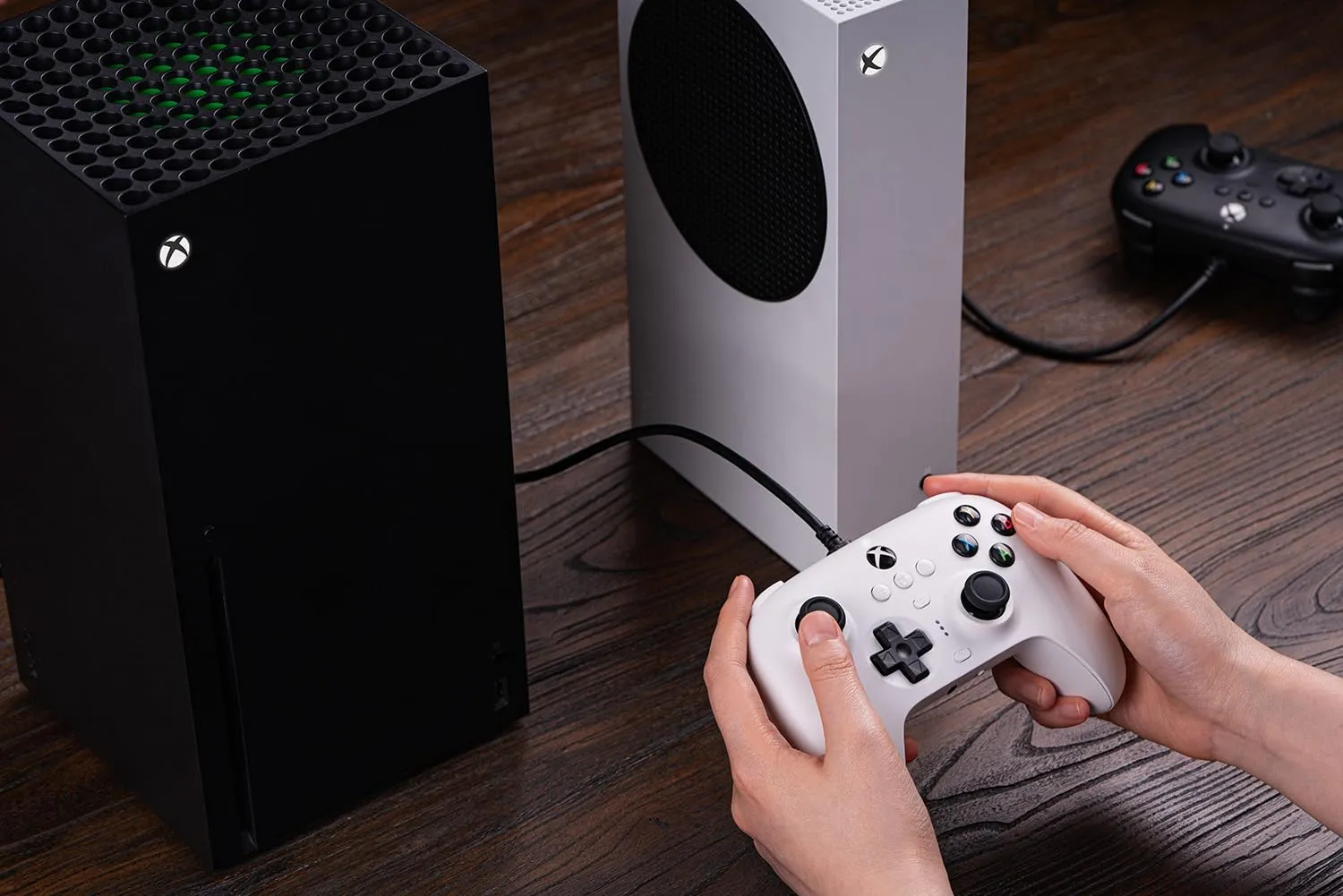 8Bitdo Ultimate Wired Controller for Xbox, Hall Effect Joysticks and Hall Triggers, Compatible with Xbox Series X|S, Xbox One, Windows 10 & Windows 11 - Officially Licensed (Black)