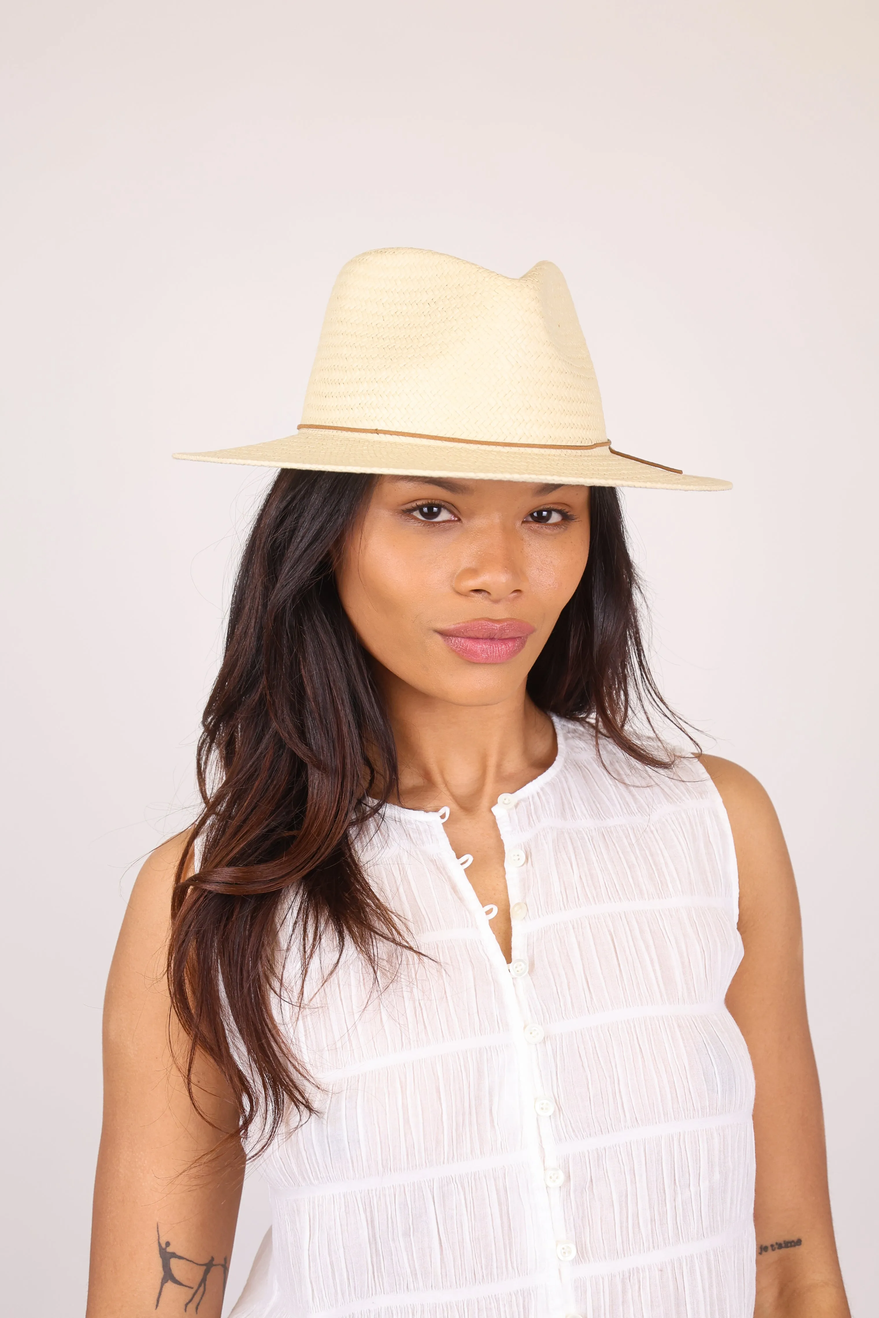 Cabochon Packable Straw Fedora