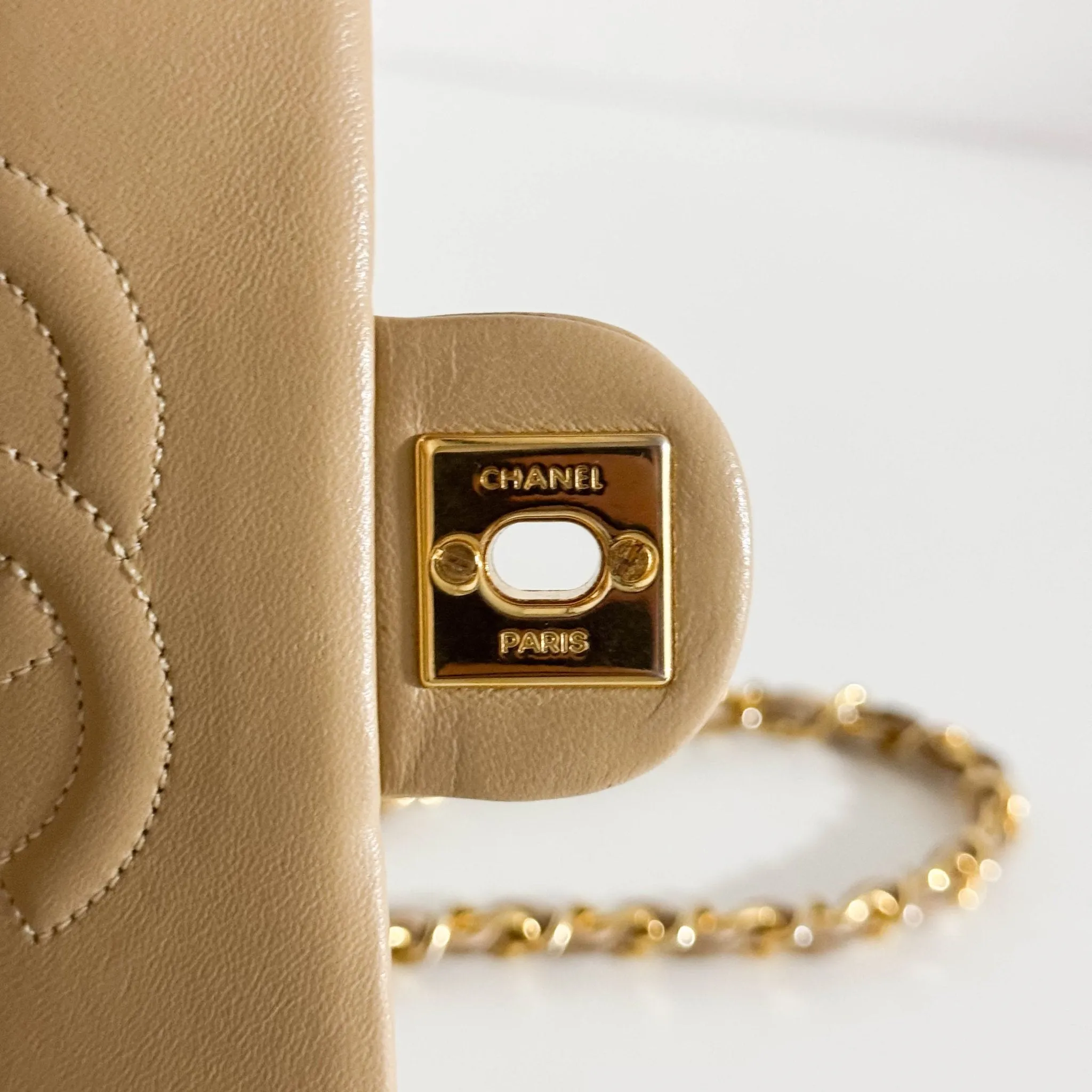 Classic Flap Beige Lambskin Mini Gold Chain Shoulder Bag