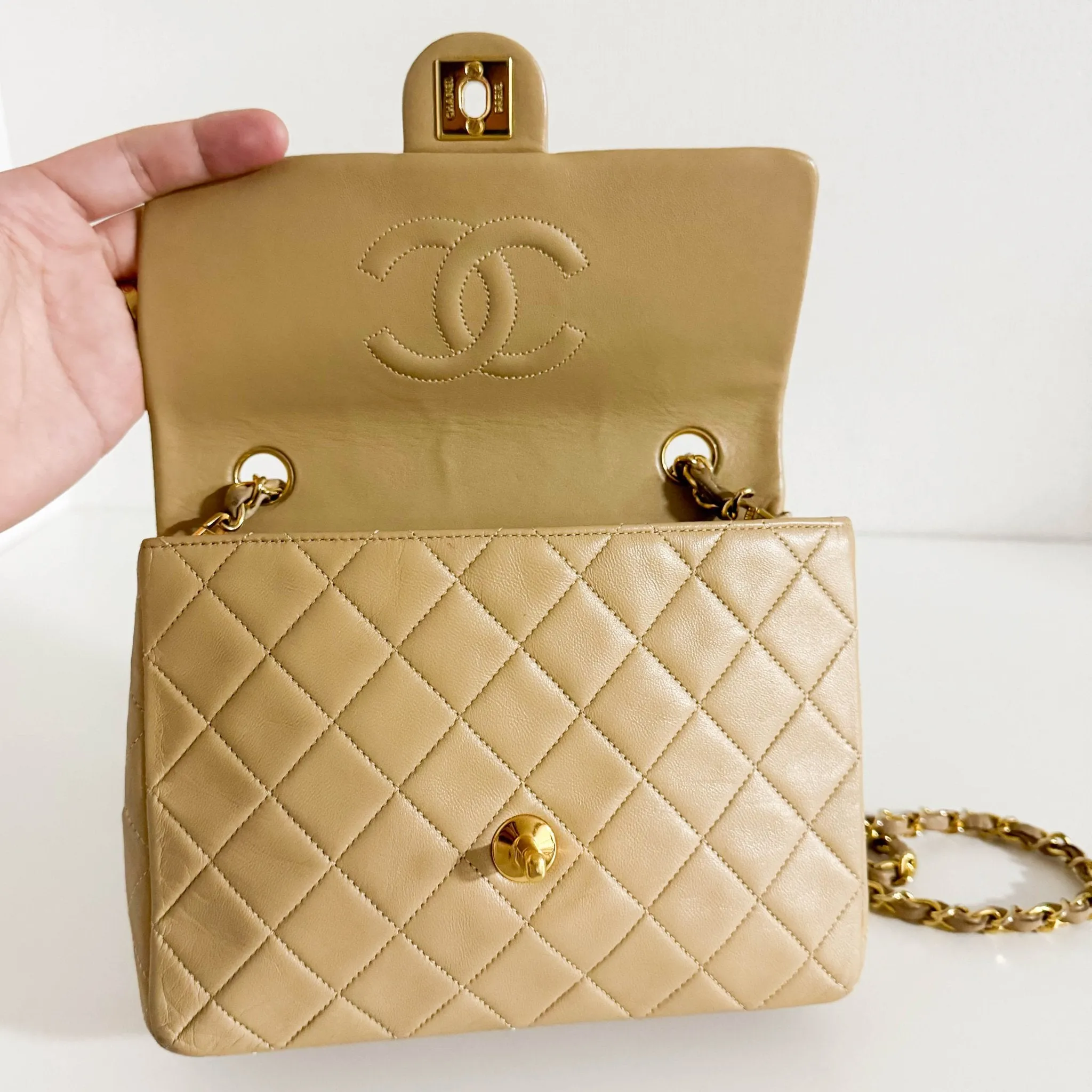 Classic Flap Beige Lambskin Mini Gold Chain Shoulder Bag