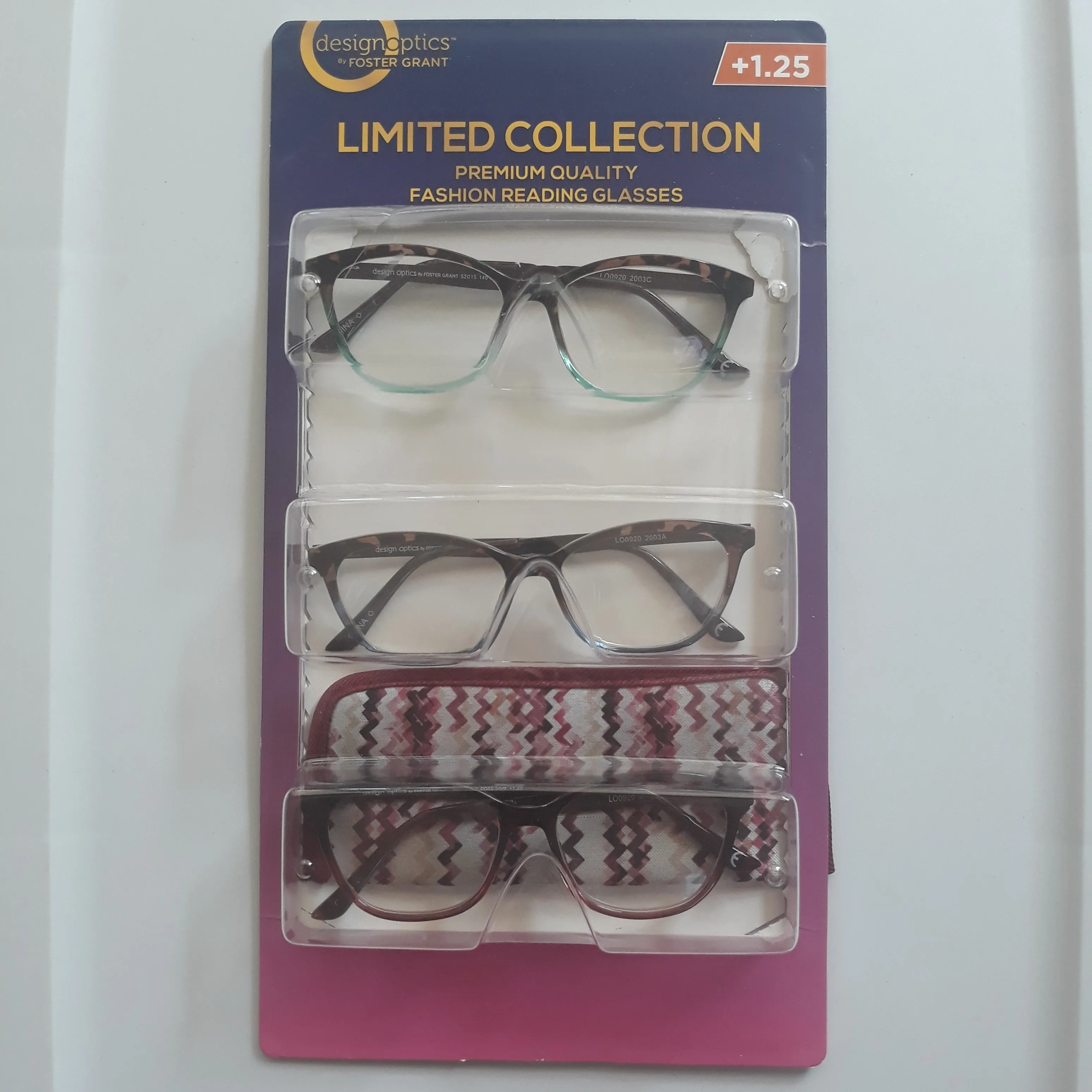Design Optics Foster Grant Limited Collection Fashion Reading Glasses  1.25 3PK