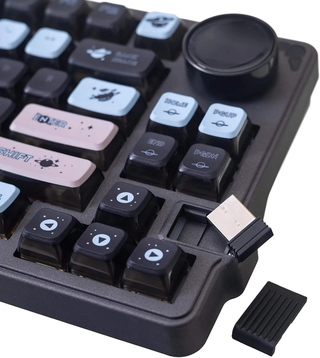 GK GAMAKAY LK75 75% Gasket Mechanical Keyboard with 2 in 1 TFT Smart Display&Knob, Bluetooth 5.0/2.4GHz/USB-C Wired MDA Profile Keycaps 83 Keys RGB Hot Swap Gaming Keyboard (Mercury Swicth)