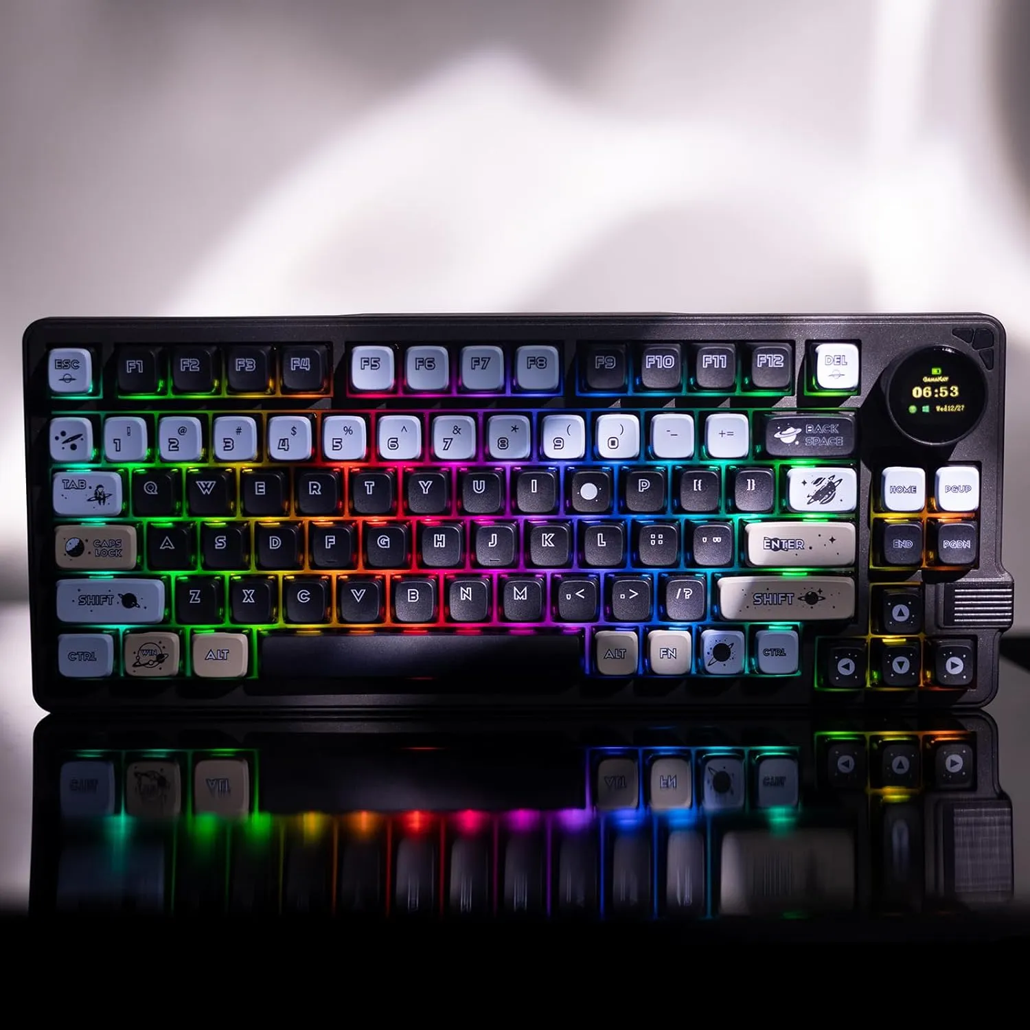 GK GAMAKAY LK75 75% Gasket Mechanical Keyboard with 2 in 1 TFT Smart Display&Knob, Bluetooth 5.0/2.4GHz/USB-C Wired MDA Profile Keycaps 83 Keys RGB Hot Swap Gaming Keyboard (Mercury Swicth)