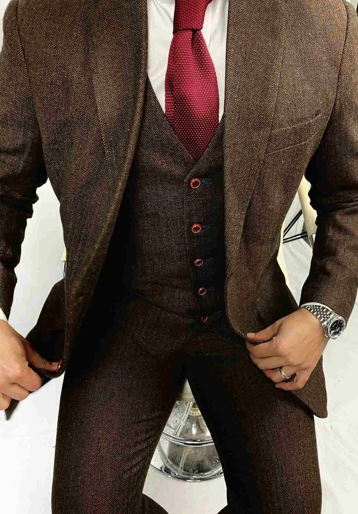 Larger Brown Estate Herringbone 3 Piece Tweed Suit