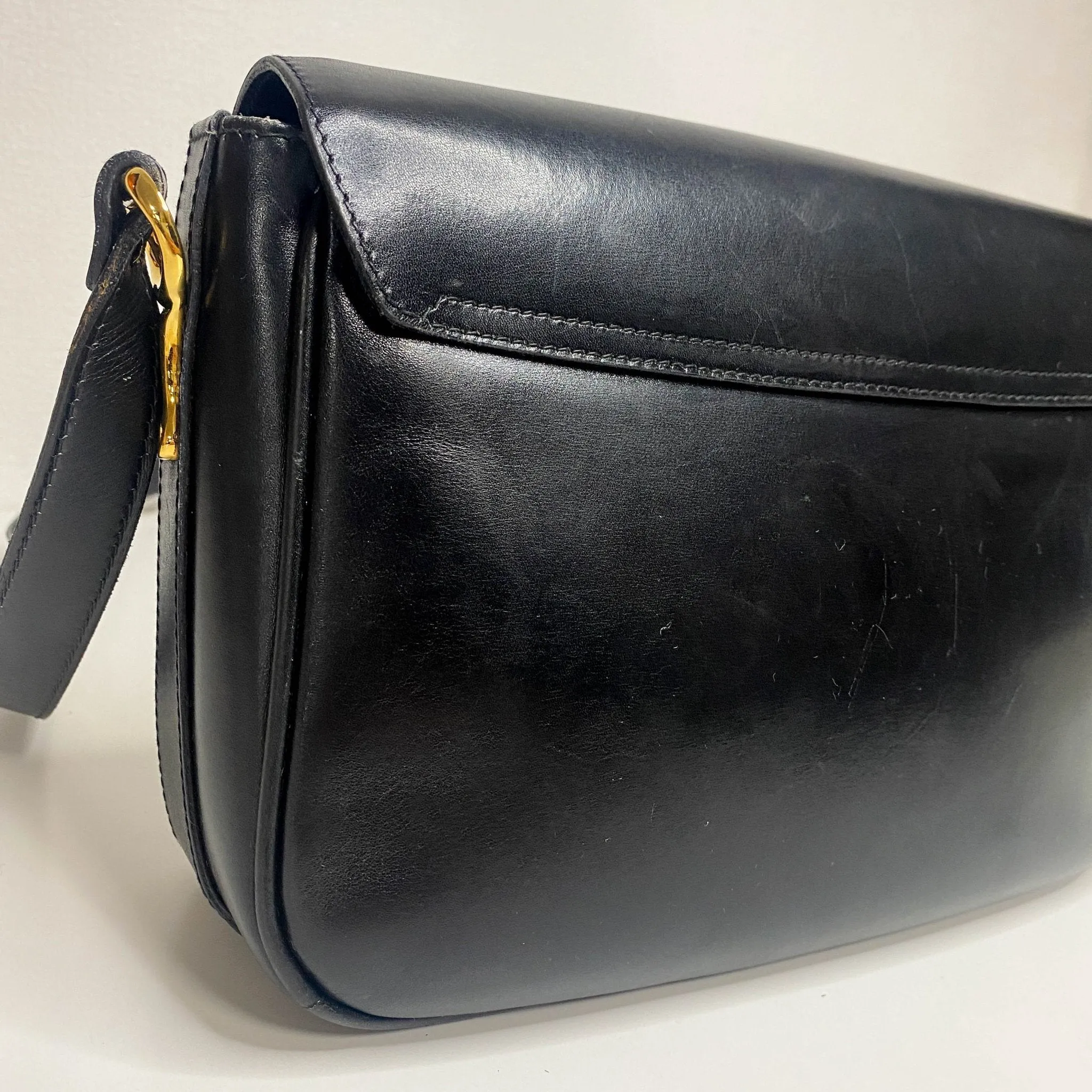 Macadam Triomphe Hardware Vintage Black Calf Leather Crossbody Bag