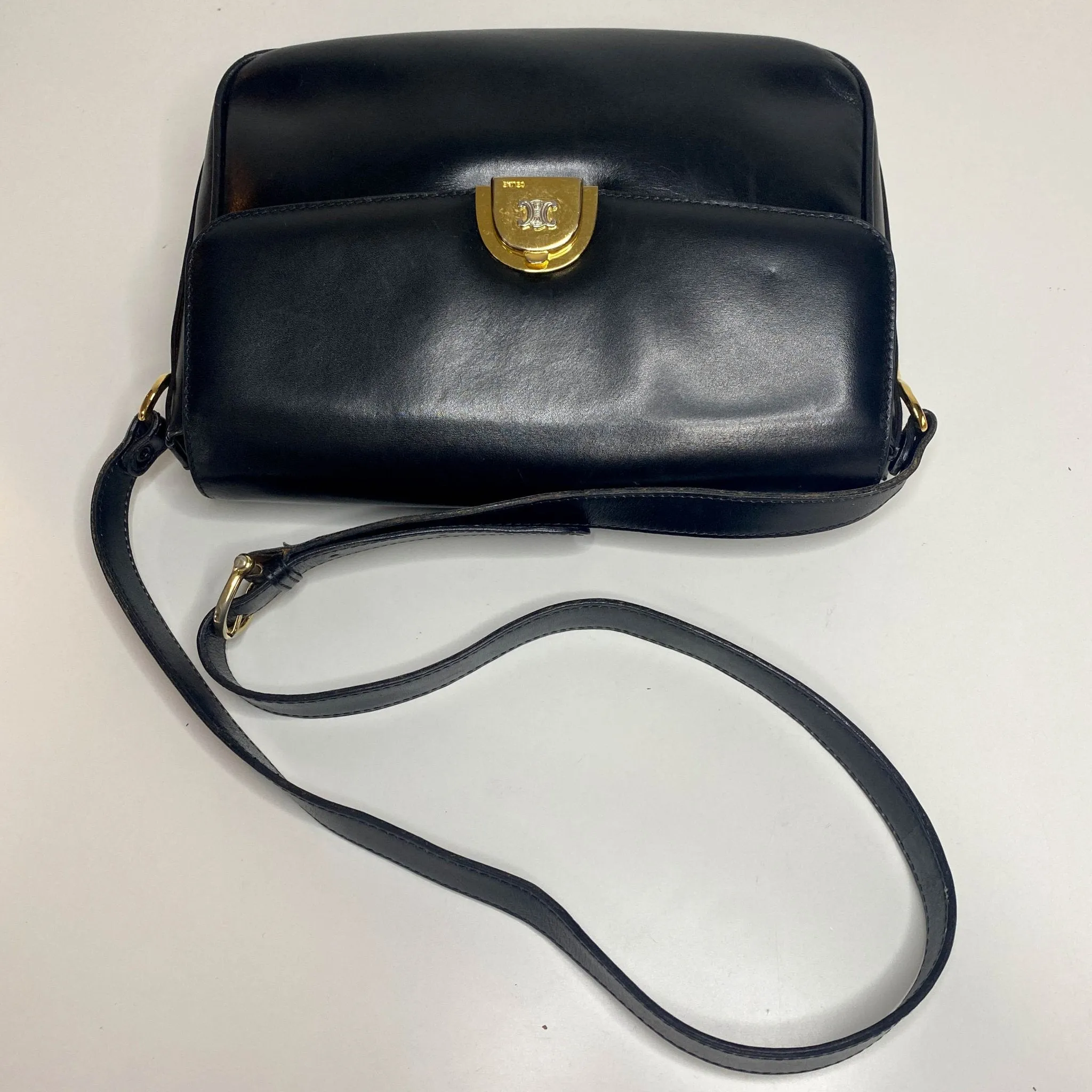 Macadam Triomphe Hardware Vintage Black Calf Leather Crossbody Bag