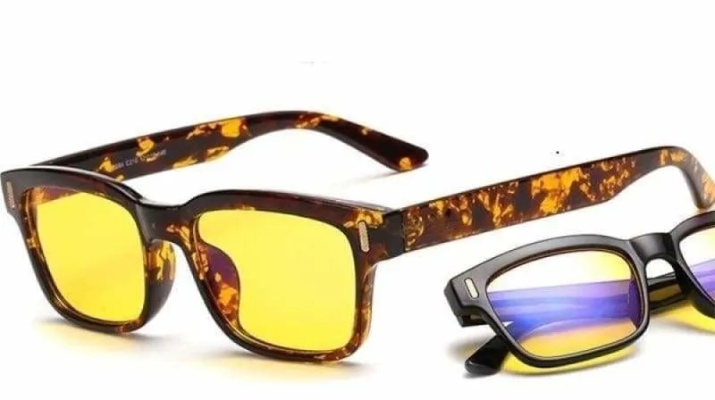 Protective gaming glasses