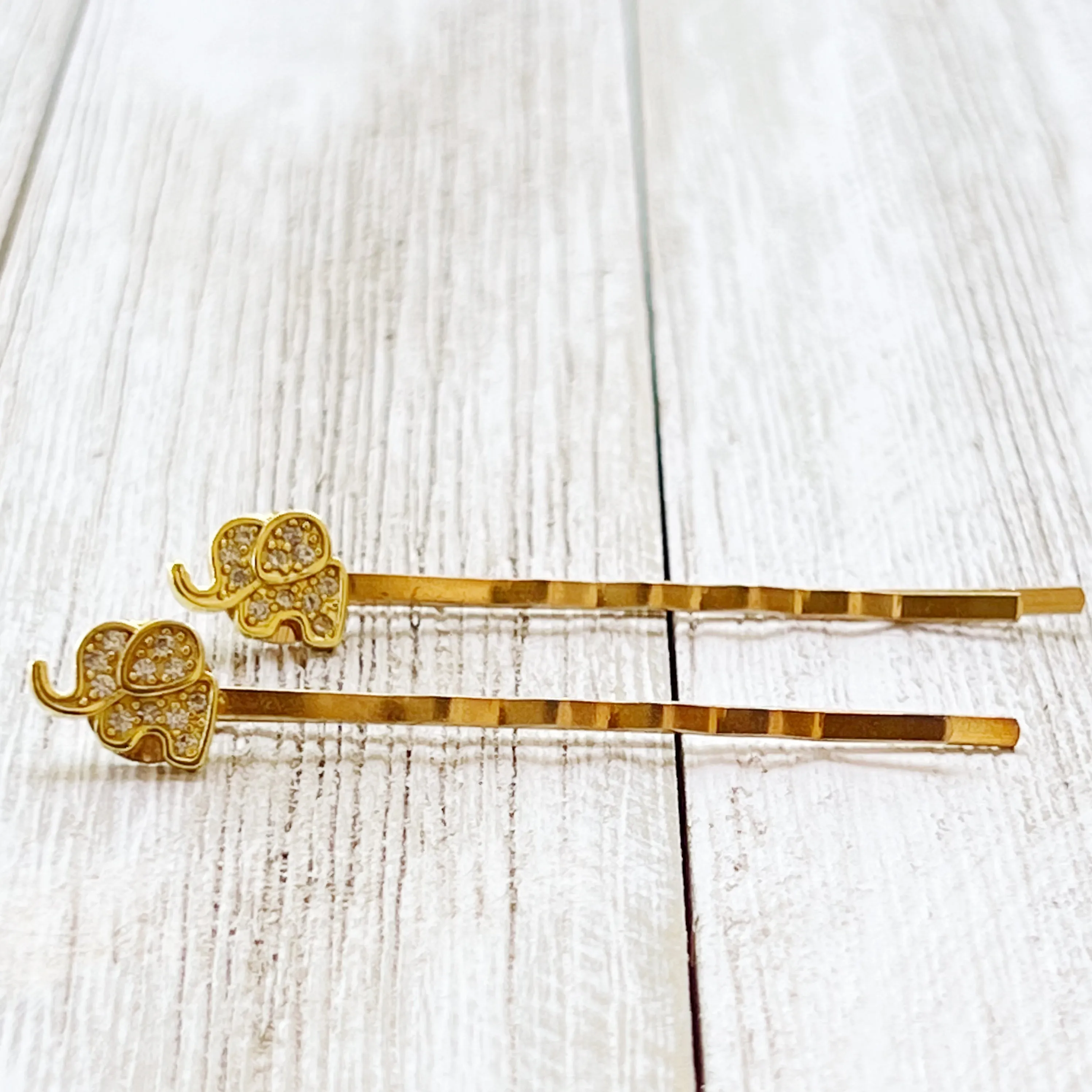 Tiny Gold Rhinestone Elephant Bobby Pins: Adorable Animal-inspired Accessories