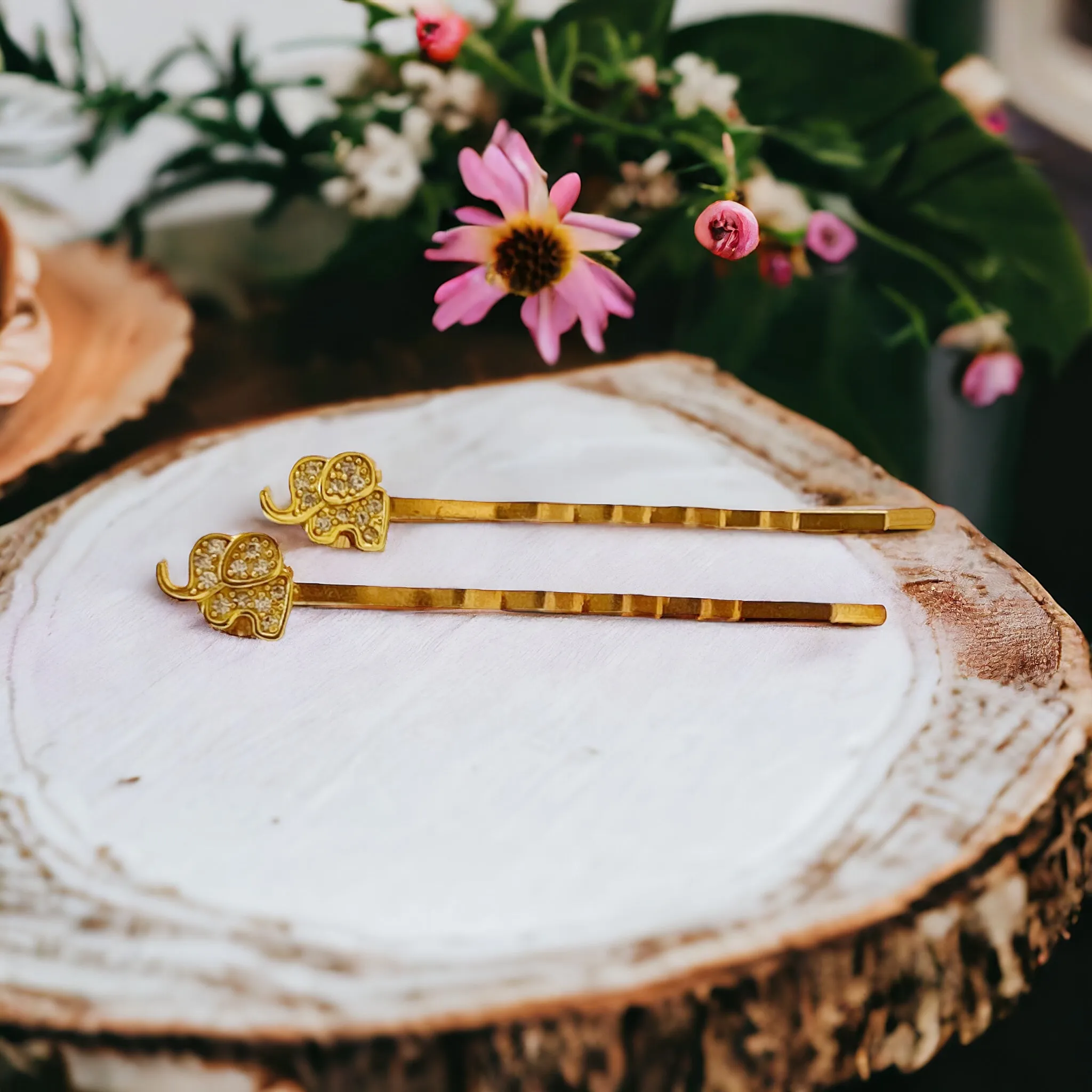 Tiny Gold Rhinestone Elephant Bobby Pins: Adorable Animal-inspired Accessories