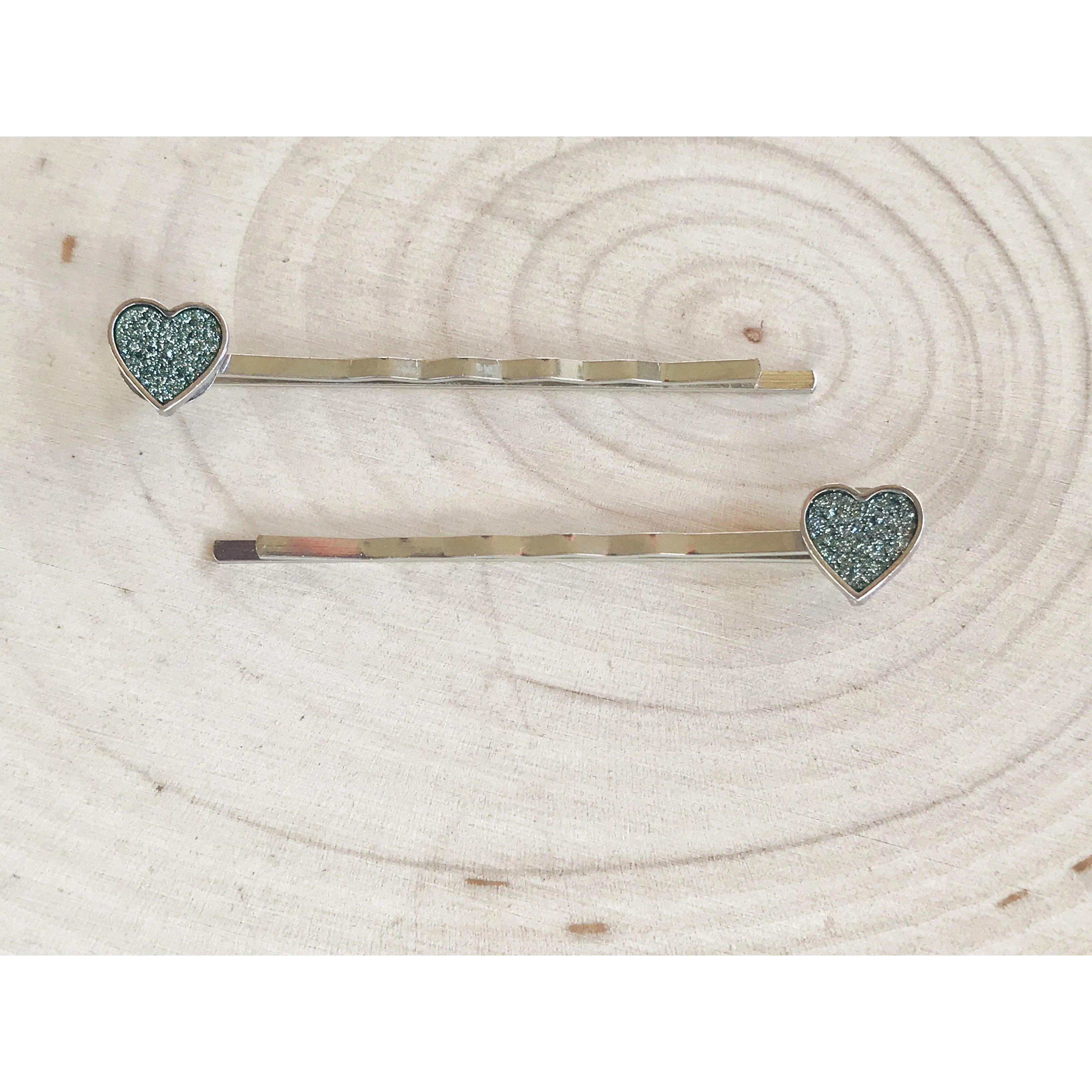 Tiny Green Glitter Heart Hair Pins - Delicate and Sparkling Accessories